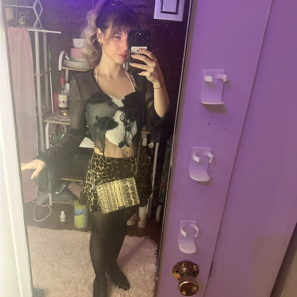 💕 sheer glitter tie top